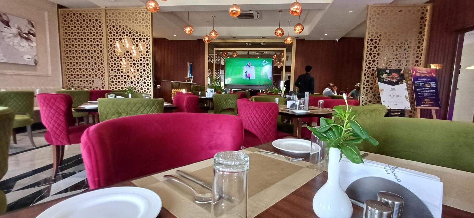 Black Mango Resort Kala Amb Экстерьер фото