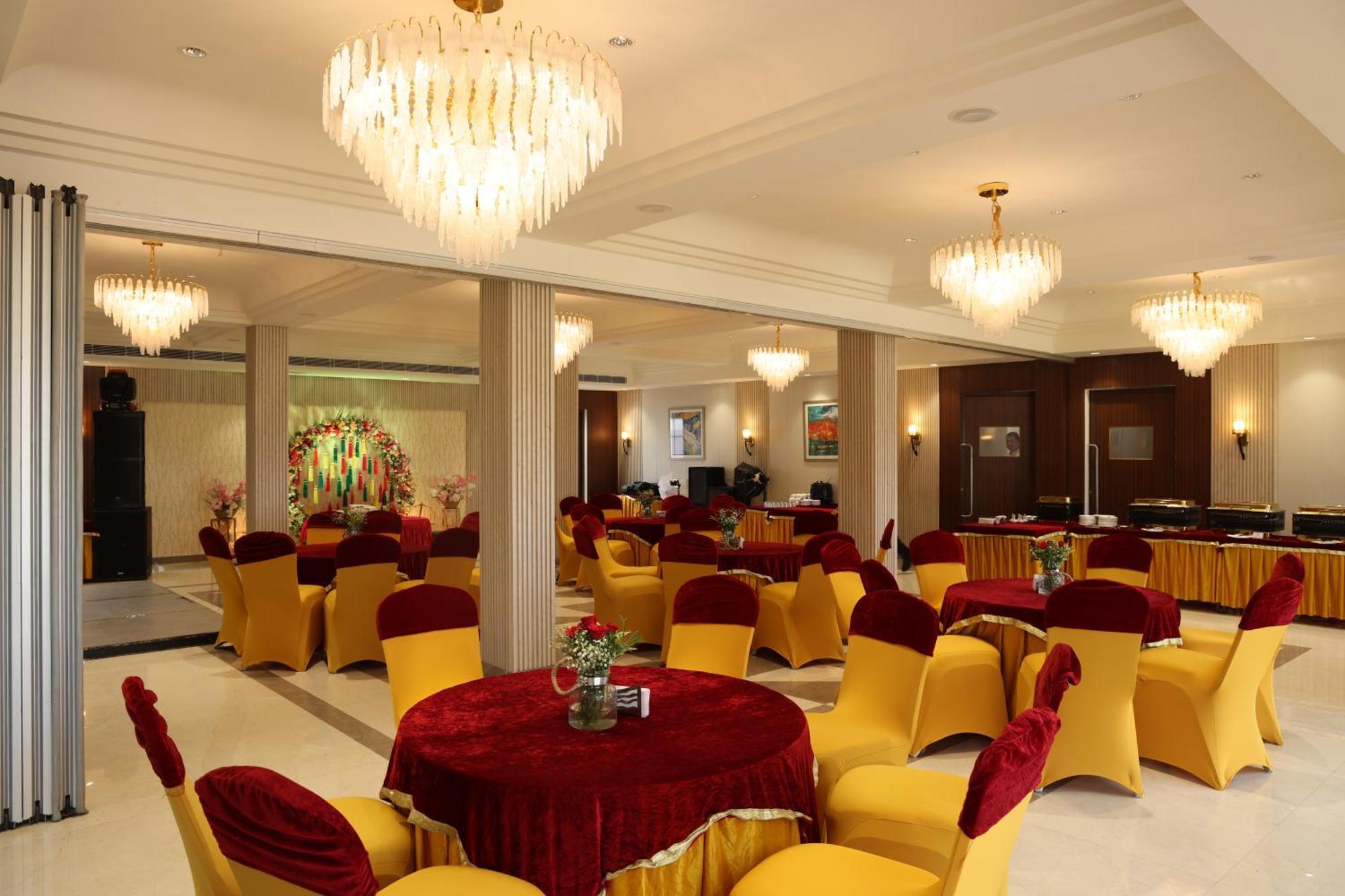 Black Mango Resort Kala Amb Экстерьер фото